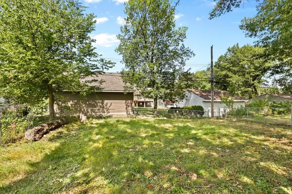 677 California AVE E, Saint Paul, MN 55106