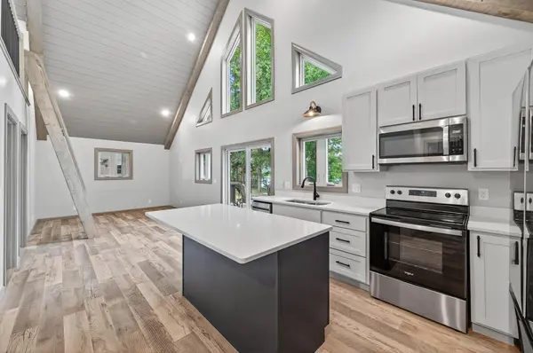 342 Paulsen Lake CT, Osceola, WI 54020