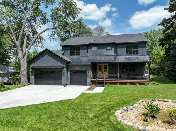 625 Ivy Falls AVE, Mendota Heights, MN 55118