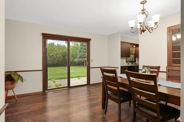 3609 Canterbury DR, Bloomington, MN 55431