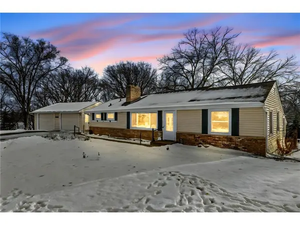 6015 Aspen RD, Mound, MN 55364
