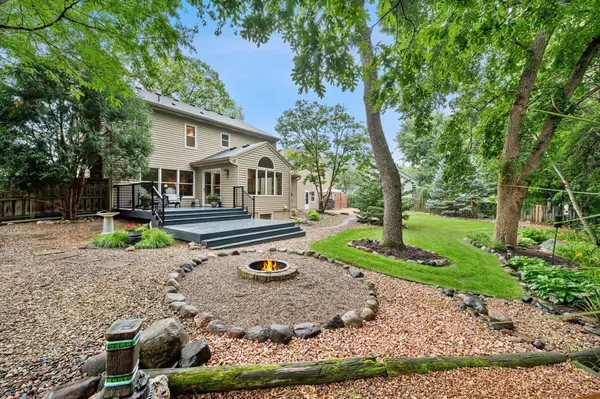 17727 Kingsway PATH, Lakeville, MN 55044