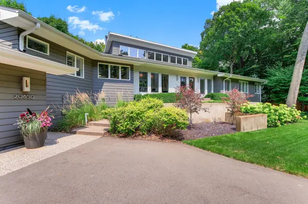 20650 Bayview CT, Excelsior, MN 55331