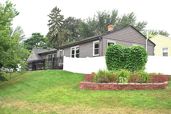 1165 Edgewater BLVD, Saint Paul, MN 55119