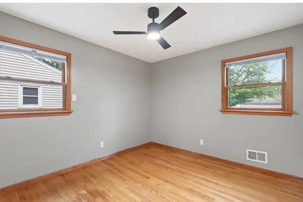 4900 Thomas AVE N, Minneapolis, MN 55430