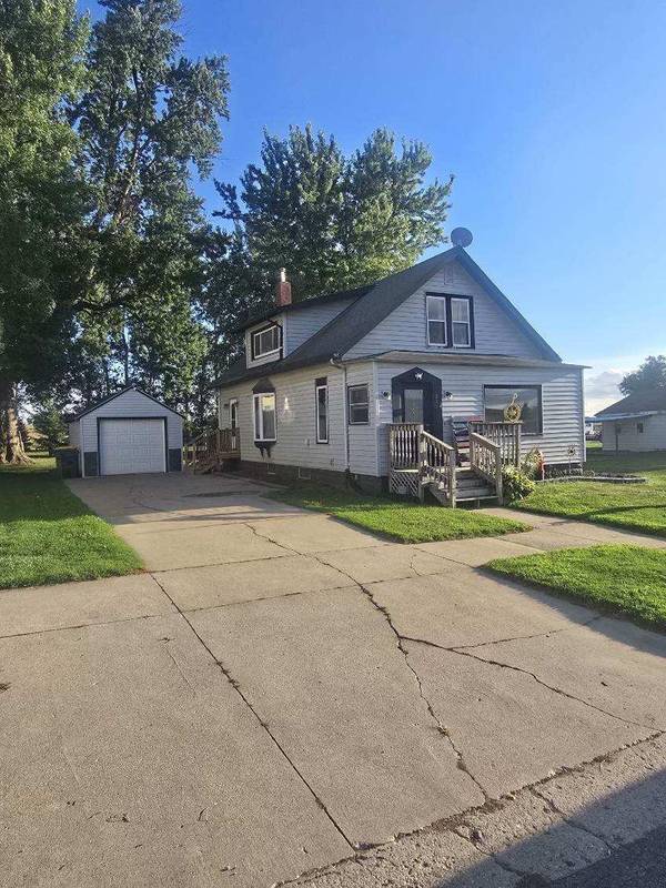 213 3rd ST W, Jasper, MN 56144