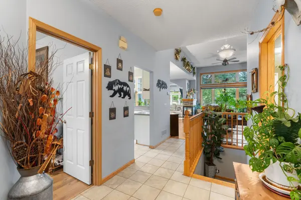 15135 Crestview CIR, Rosemount, MN 55068
