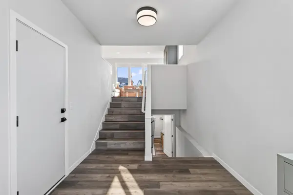10110 Harvest TRL, Victoria, MN 55318