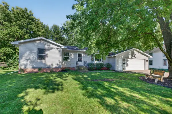 618 1st ST N, Waterville, MN 56096