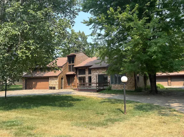2074 Elmwood Drive, Detroit Lakes, MN 56501