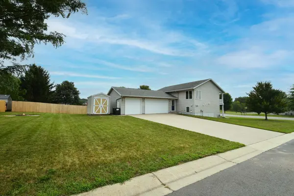 101 6th AVE NE, Elgin, MN 55932