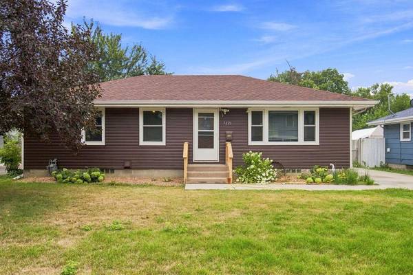 7221 16th AVE S, Richfield, MN 55423