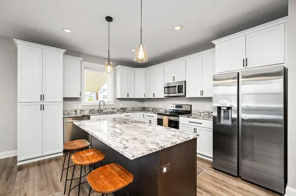3159 Glasgow ST, River Falls, WI 54022