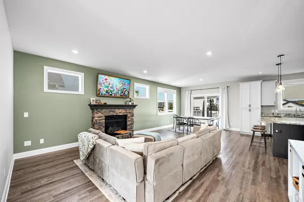 3159 Glasgow ST, River Falls, WI 54022