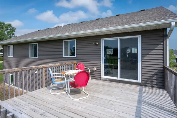 818 Rose CT, Somerset, WI 54025