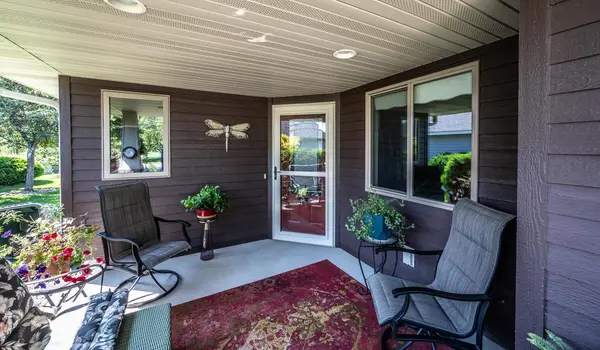 204 Ottawa AVE SE, Hutchinson, MN 55350