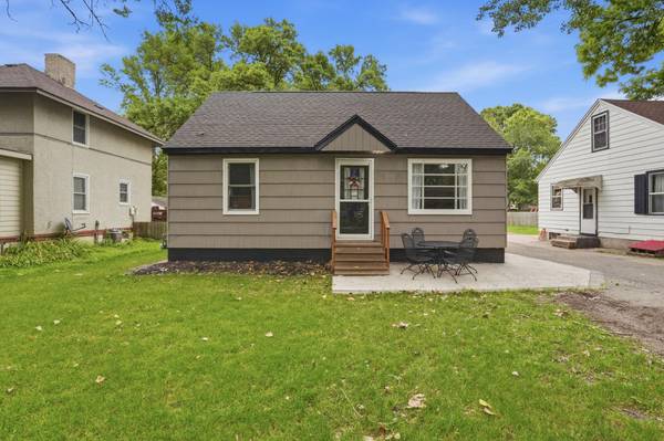 615 16th ST SW, Willmar, MN 56201