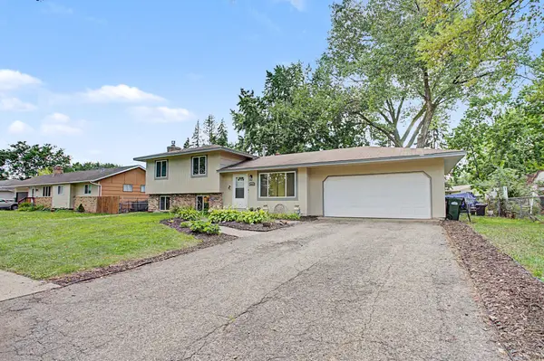 16653 Foliage AVE W, Rosemount, MN 55068