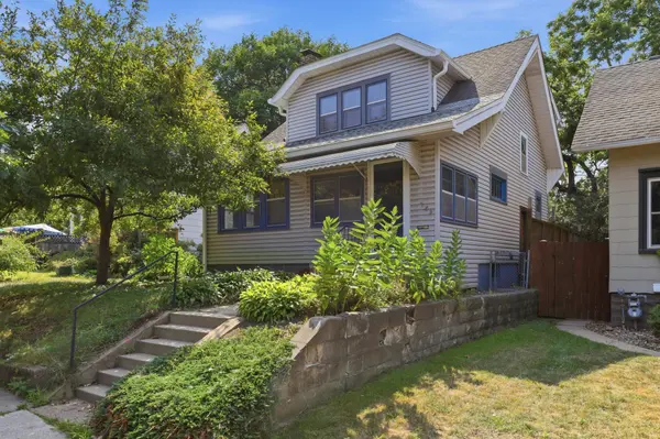 789 Fairview AVE N, Saint Paul, MN 55104