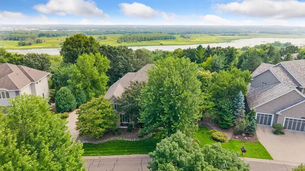 18221 Overland TRL, Eden Prairie, MN 55347