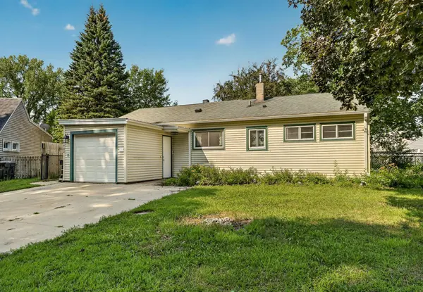 1402 Damon CT SE, Rochester, MN 55904