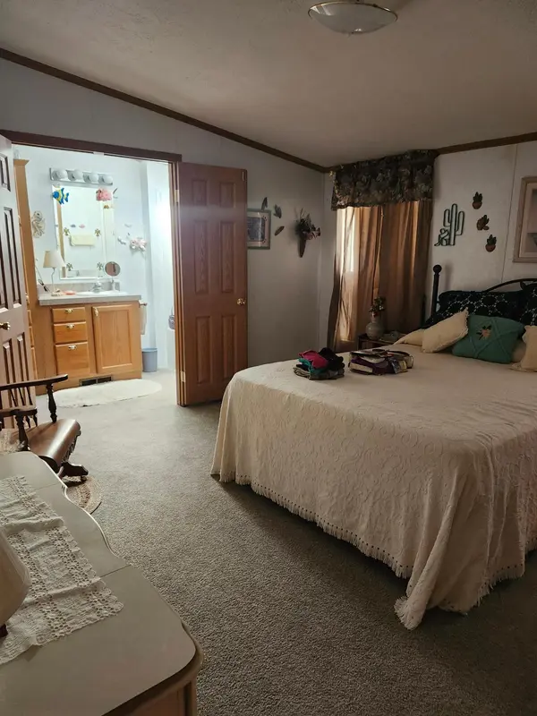 918 Peters CT, Lake City, MN 55041
