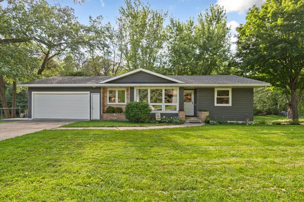 1910 Linn DR, Owatonna, MN 55060