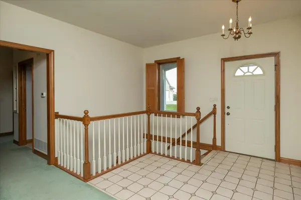 2810 Sunset LN NE, Rochester, MN 55906