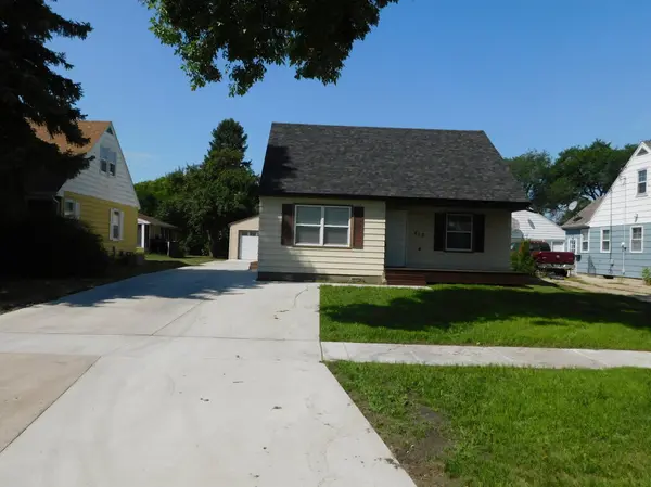 413 22nd ST S, Fargo, ND 58103