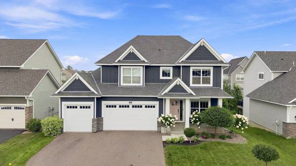 5118 Suntide PASS, Woodbury, MN 55129