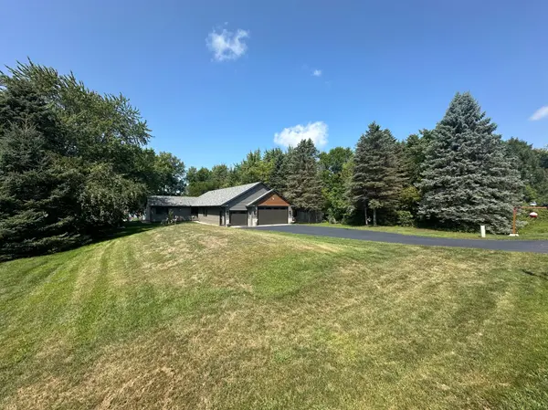 11489 Alcott DR, Sauk Centre, MN 56378