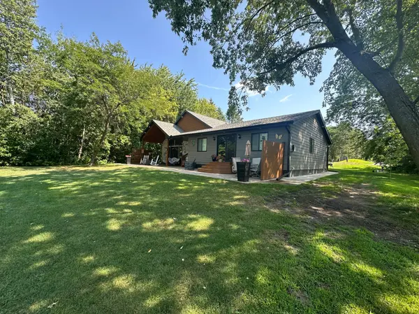 11489 Alcott DR, Sauk Centre, MN 56378