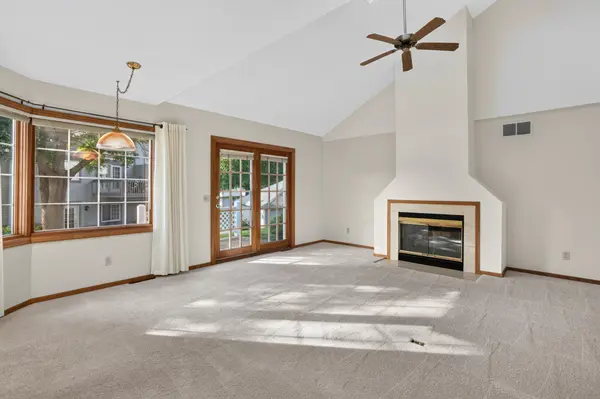 2801 Riverwood LN NW, Rochester, MN 55901