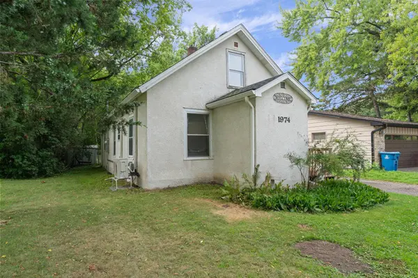 1974 Stillwater ST, White Bear Lake, MN 55110