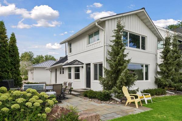 55 W Point AVE, Tonka Bay, MN 55331