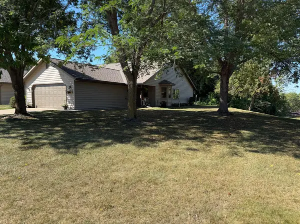 657 Hi Park AVE, Red Wing, MN 55066