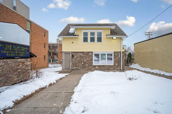 3826 W Broadway AVE, Robbinsdale, MN 55422