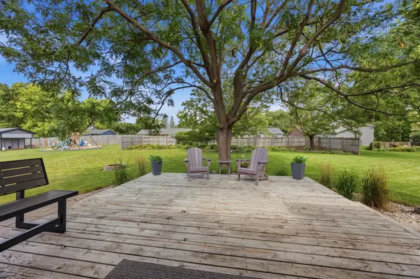 137 Elk DR SE, Hutchinson, MN 55350