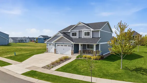 11556 Lakewood CT NE, Albertville, MN 55301