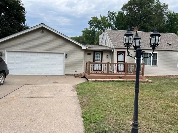 5366 Saint Stephens ST, Mounds View, MN 55112