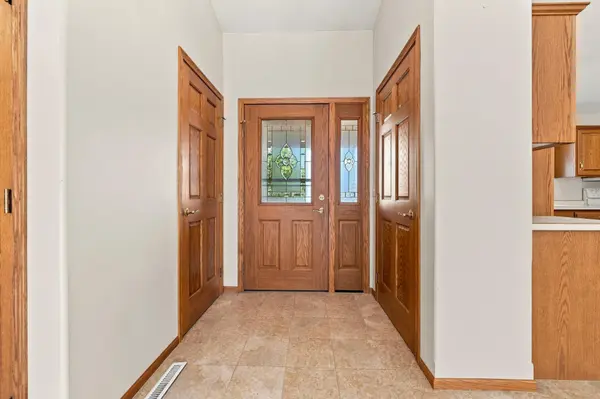 630 Dewberry LN, Alexandria, MN 56308
