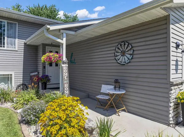 1005 4th PL NW, Kasson, MN 55944