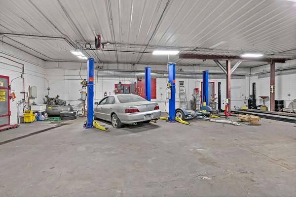 210 Railroad ST W, Norwood Young America, MN 55368
