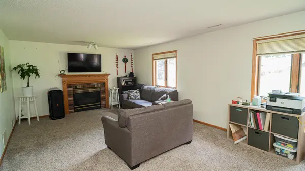 2205 Jennifer CT, North Saint Paul, MN 55109