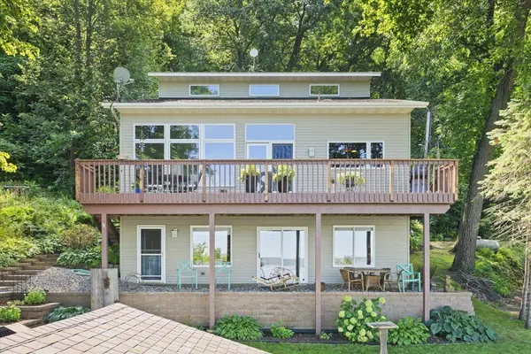 71024 246th AVE, Lake City, MN 55041