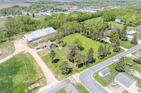 600 1st ST N, Montgomery, MN 56069