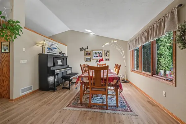 207 10th AVE NW, Lonsdale, MN 55046
