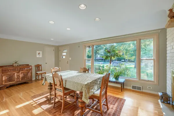3681 Rustic PL, Shoreview, MN 55126