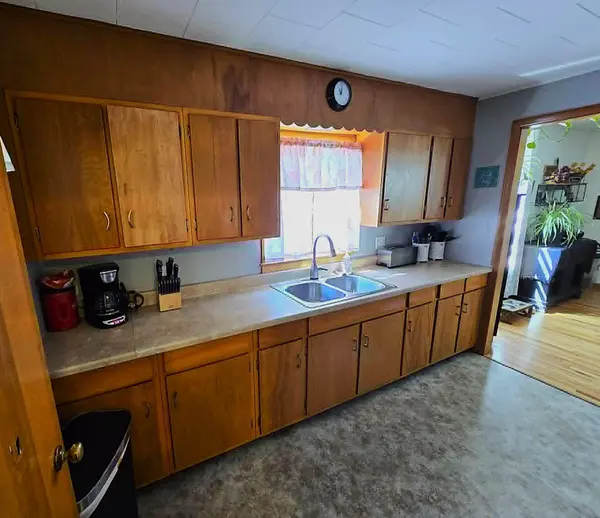 529 N Section AVE, Spring Valley, MN 55975