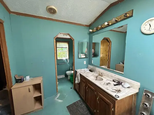 2895 S Wright AVE, Superior, WI 54880